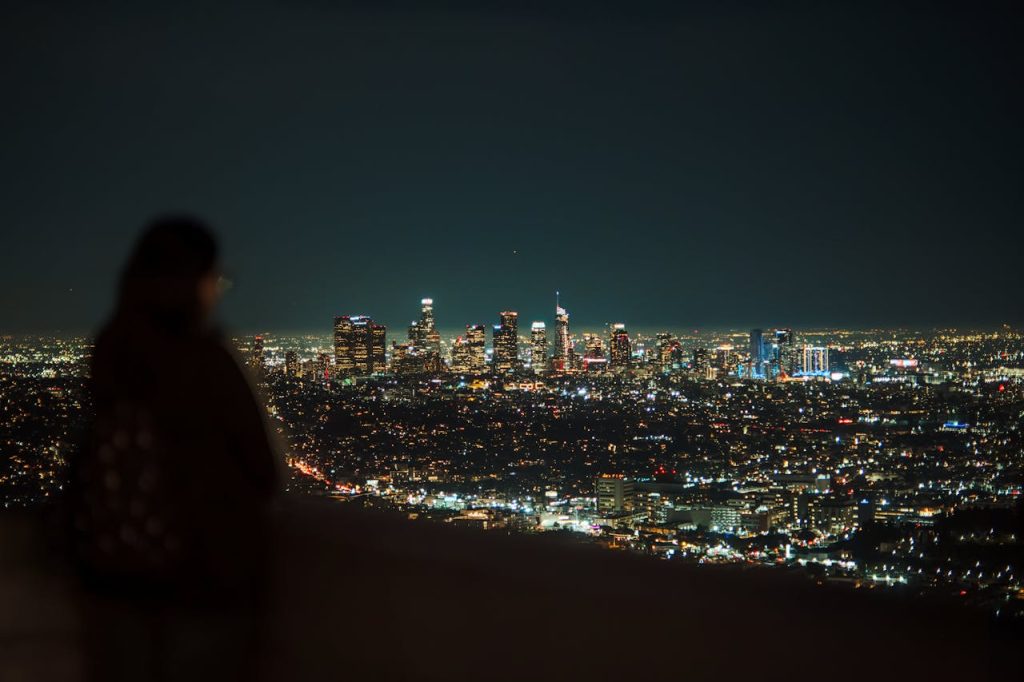 los angeles skyline at night